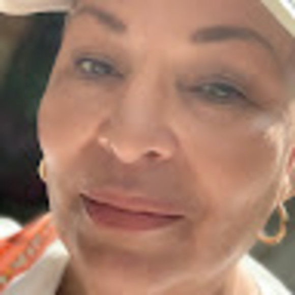 Meet your Posher, Regina - Picture 1 of 1